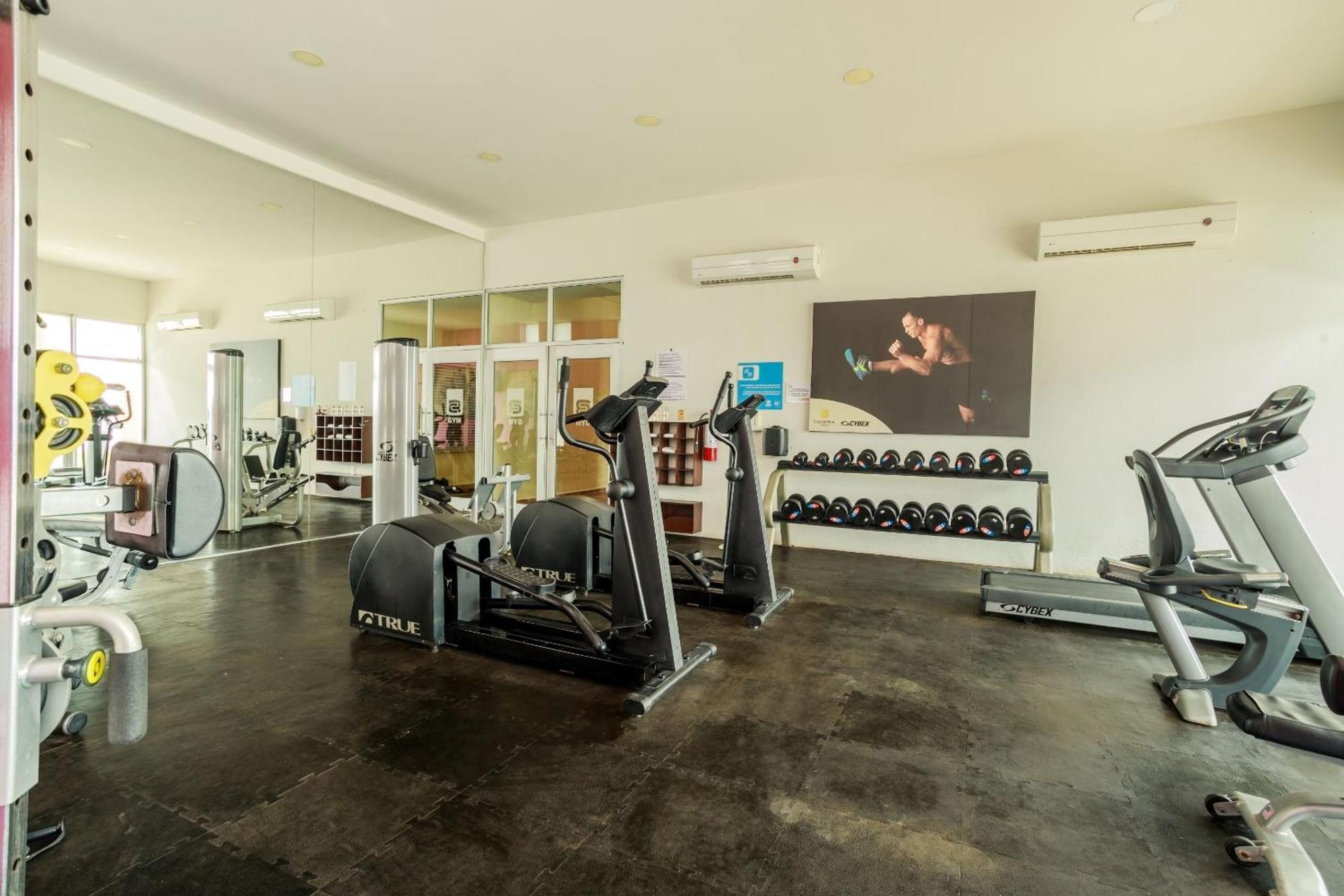 Camino Real Veracruz Dış mekan fotoğraf The gym at the hotel
